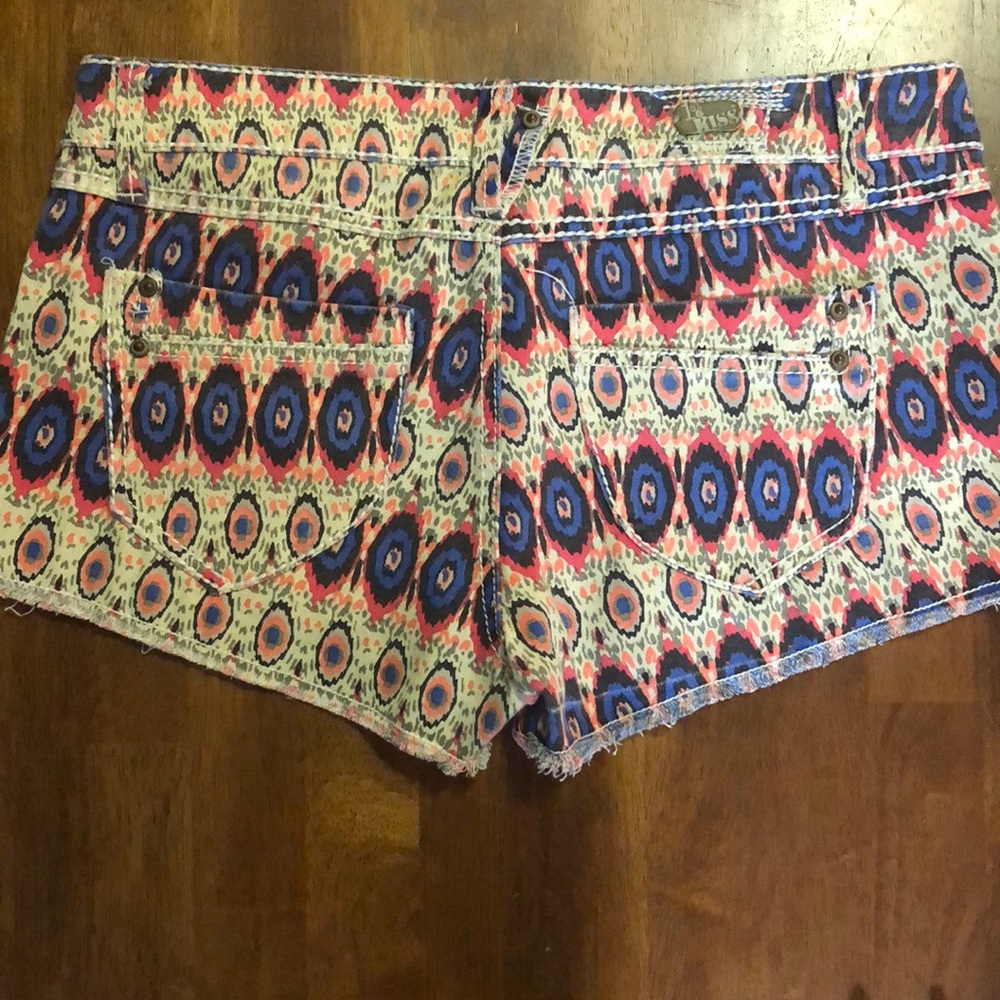 Shorts - Picture 2 of 2